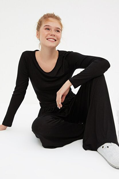 Women's Black Viscose Knit Blouse & Pants Set