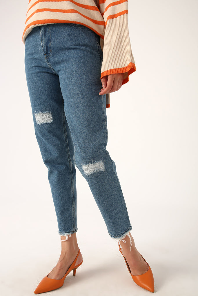 Women's Ripped Blue Jeans