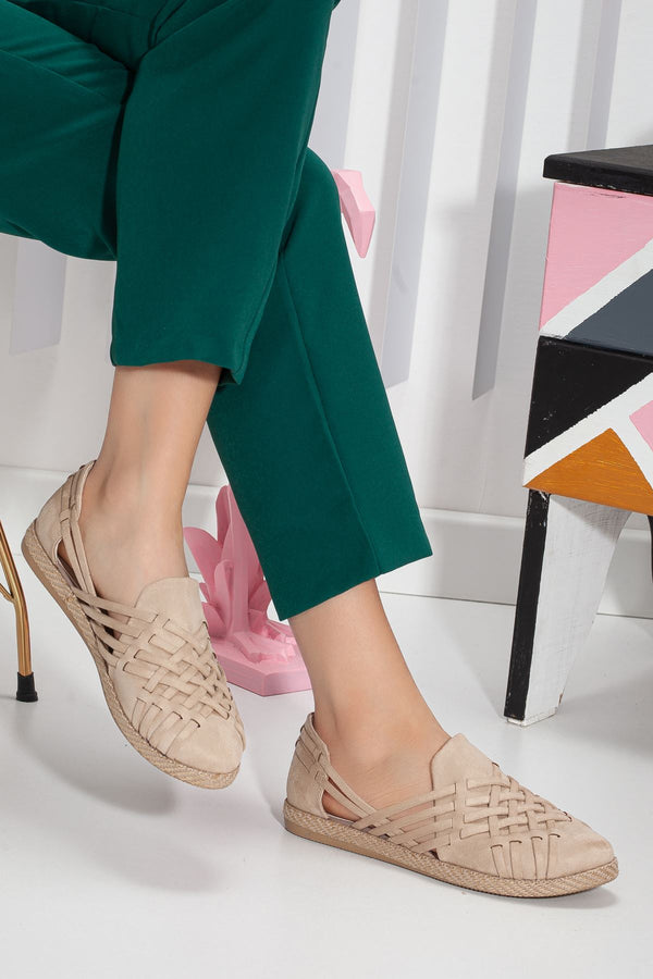 Women's Beige Flat Shoes