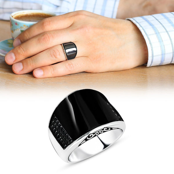 Men's Black Onyx Stone 925 Carat Silver Ring
