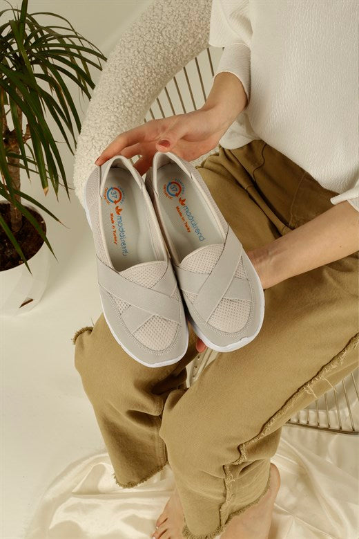 Women's Beige Sport Shoes