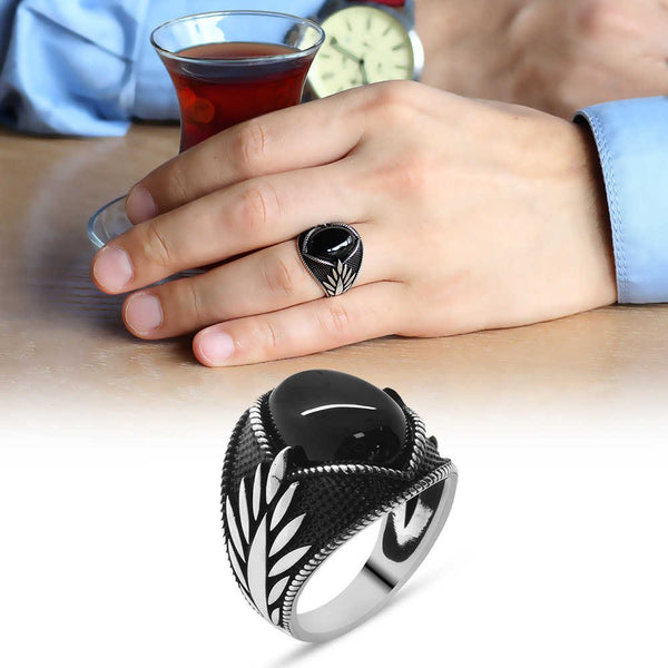 Men's Black Onyx Stone 925 Carat Silver Ring