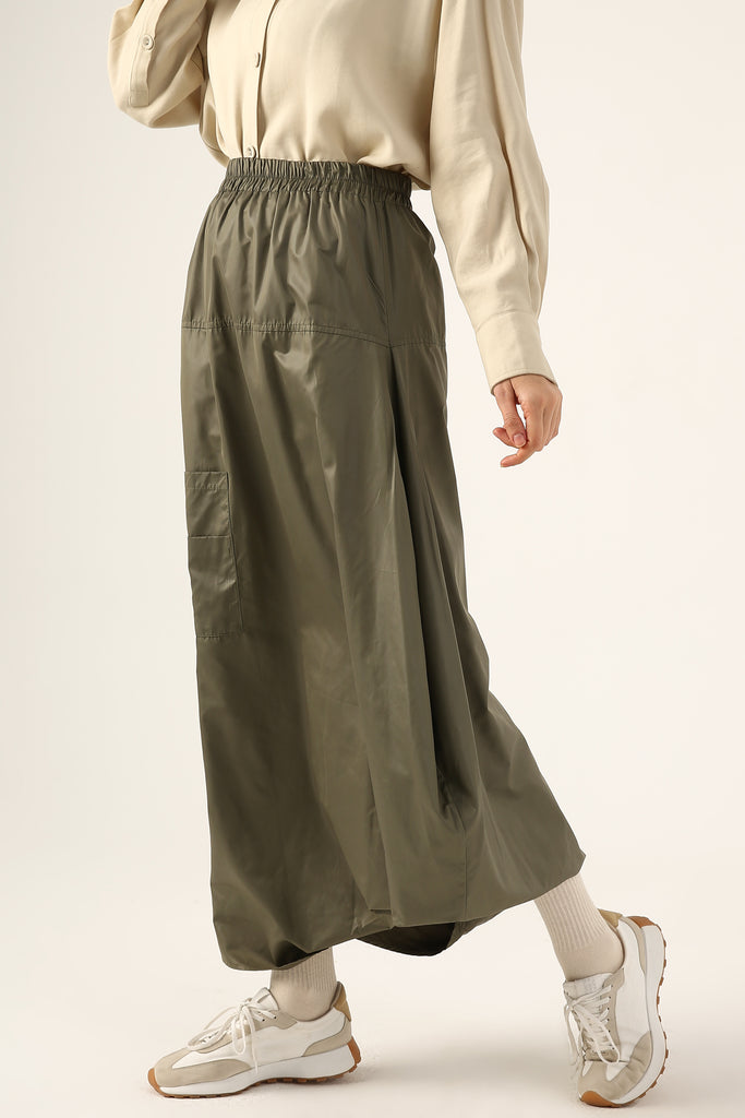 Women's Elastic Waist Khaki Asymmetric Skirt