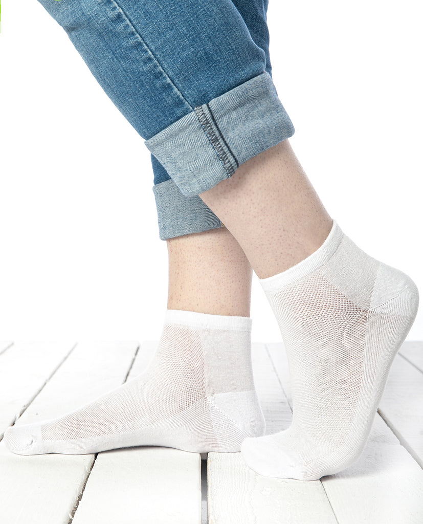 Unisex White Short Socket Socks