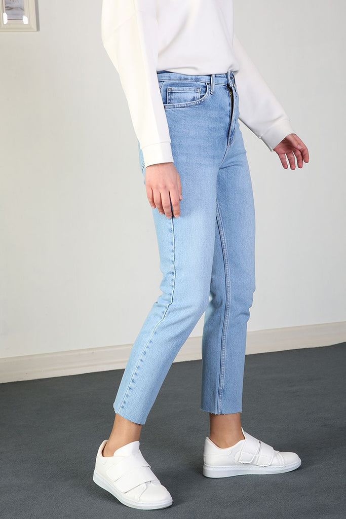 Women's Pocket Blue Jeans