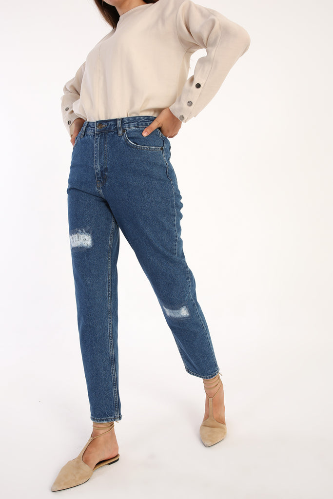 Women's Ripped Blue Jeans