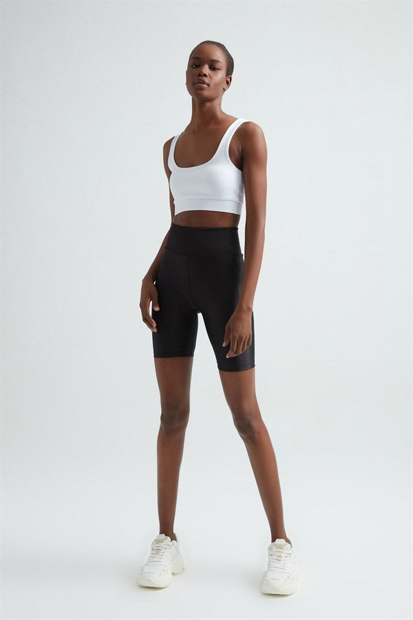 Women's Basic Shiny Short Leggings