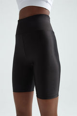 Women's Basic Shiny Short Leggings