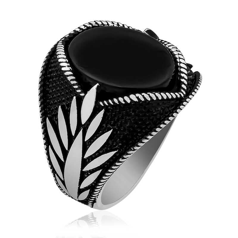 Men's Onyx Gem Embroidered Silver Ring
