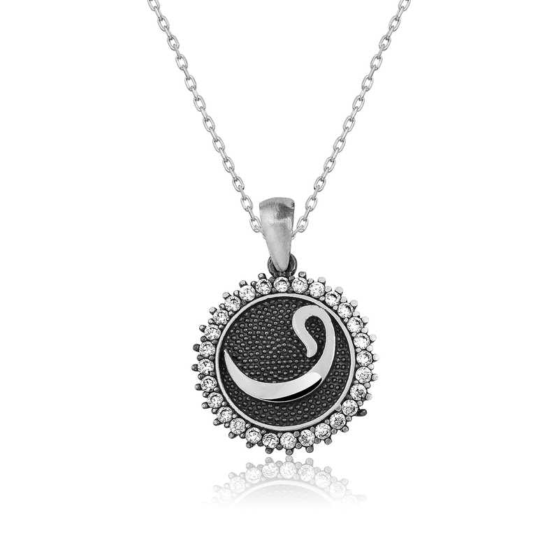 Women's Vav Design Silver Necklace