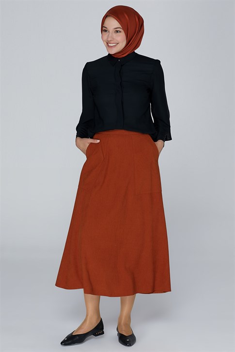 Women's Pocket Tile Red Skirt