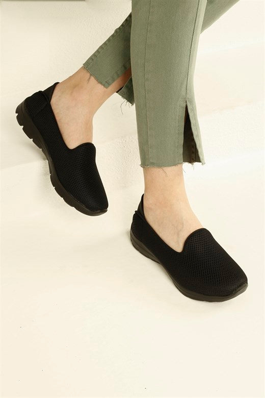 Women's Black Casual Shoes