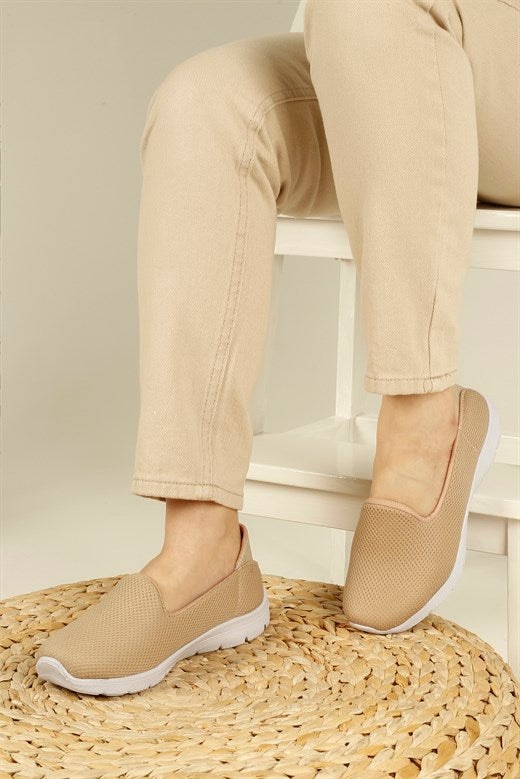 Women's Beige Sport Shoes