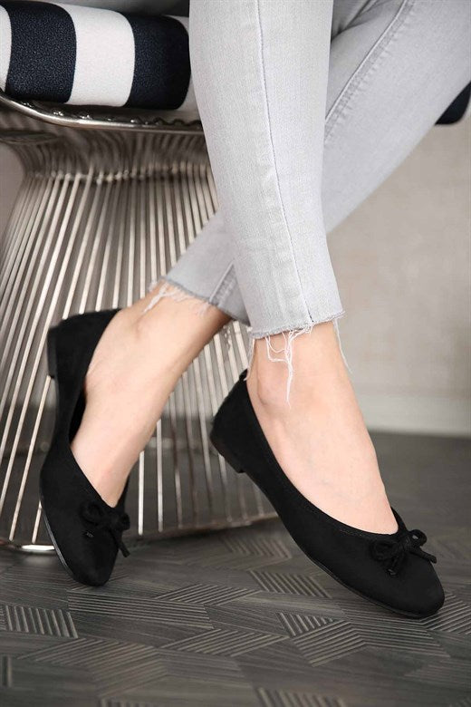 Women's Black Suede Flat Shoes