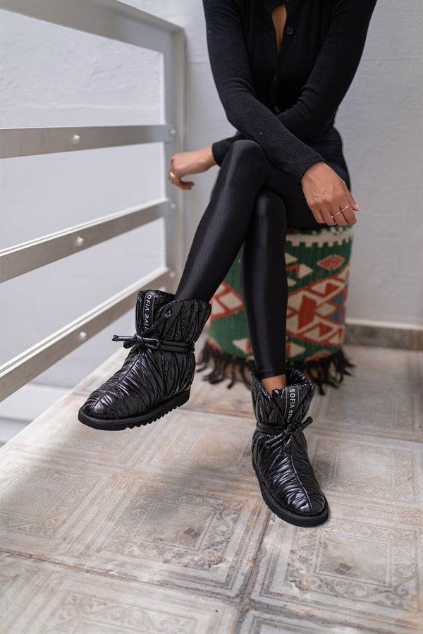Women's Winter Black Boots
