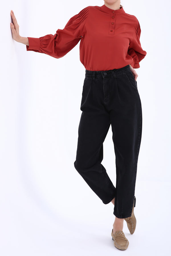 Women's Pleated Smoky Mom Jeans