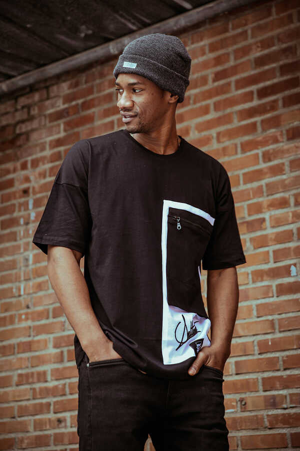 Men's Pocket Black T-shirt