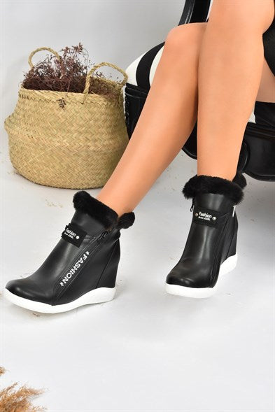 Women's Black Winter Boots