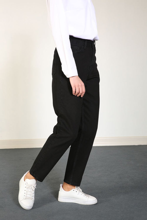 Women's Black Mom Jeans